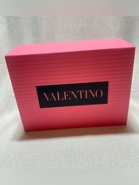 Empty Pink Valentino Gift Box – Luxury Display Storage Box 9.5”x7”x4”